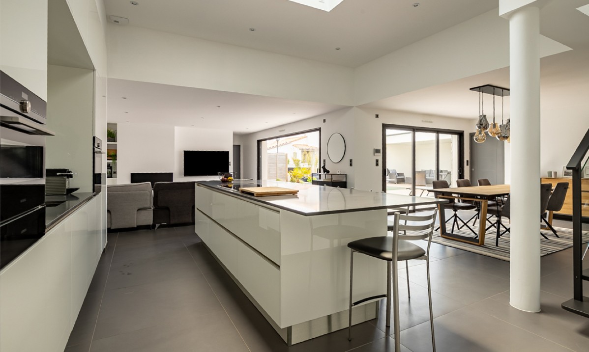 transformez votre espace de vie avec des idées inspirantes et des conseils pratiques pour la rénovation de votre maison. découvrez des astuces pour rénover votre intérieur et améliorer votre confort tout en respectant votre budget.