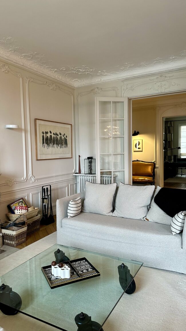 découvrez notre service de rénovation haut de gamme qui transforme votre espace en un lieu d'exception alliant élégance et confort. profitez d'un design personnalisé, de matériaux de qualité supérieure et d'un savoir-faire inégalé pour chaque projet.